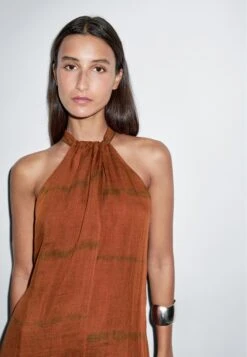 Massimo Dutti LONG STRIPED HALTER NECK - Maxi Dress - Orange -Massimo Dutti Shop 1386372ef99d488787766684026e6975