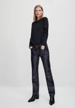 Massimo Dutti Long Sleeved Top - Black -Massimo Dutti Shop 13a3316530304cb6aa43d5ebbf2fdce7