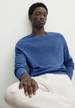 Massimo Dutti Jumper - Neon Blue -Massimo Dutti Shop 13c67efd195d4ab6ac451e2d429a0055