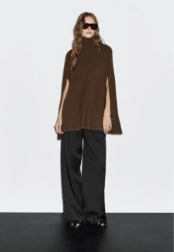 Massimo Dutti HIGH NECK COAT - Jumper - Brown -Massimo Dutti Shop 14f9f88a364b47c099f5d2e17fa3cc82