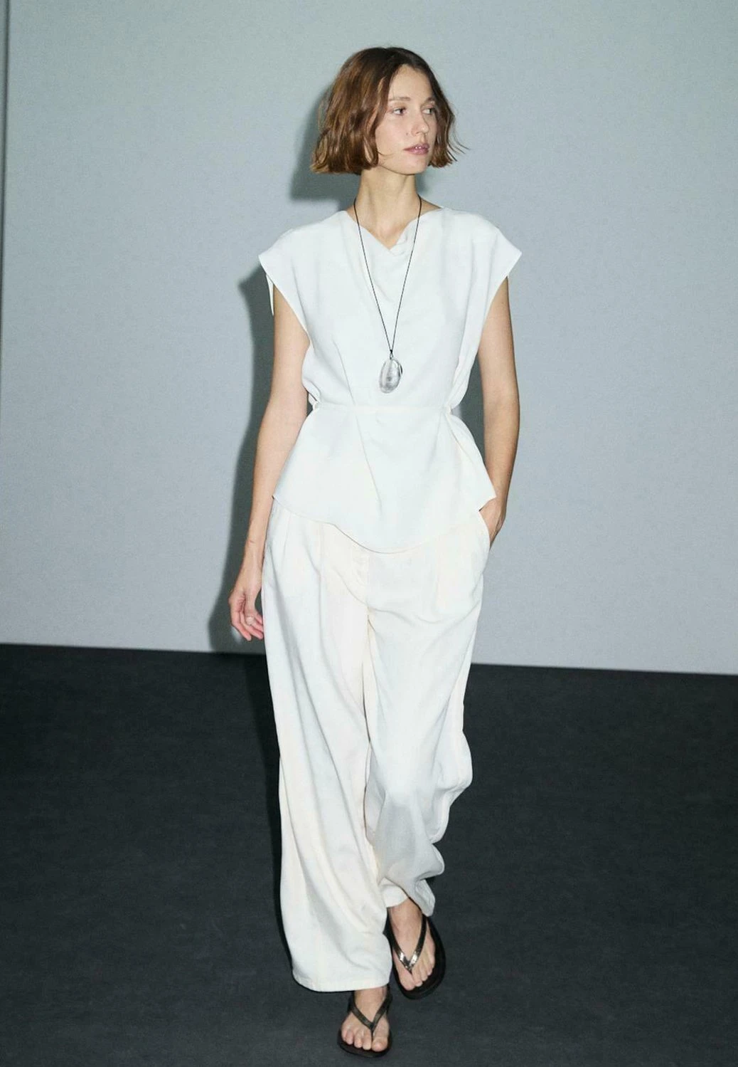 Massimo Dutti CREPE COWL NECK - Top - White 4 Massimo Dutti CREPE COWL NECK - Top - White - Image 2