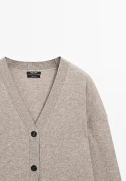 Massimo Dutti BUTTONED OVERSIZE WITH V-NECK - Cardigan - Mottled Brown -Massimo Dutti Shop 157ace4280e54553a97b5d9567a8fb86