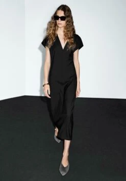 Massimo Dutti MIDI V-NECK - Day Dress - Black -Massimo Dutti Shop 15e24dcfe2c644c299a9d35d18eb97ac