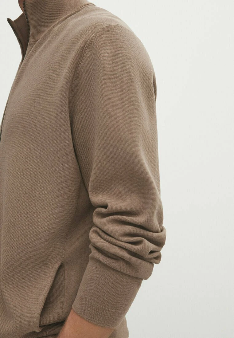Massimo Dutti Milano With A Mock Neck And Zip - Cardigan - Stone 7 Massimo Dutti Milano With A Mock Neck And Zip - Cardigan - Stone - Image 5