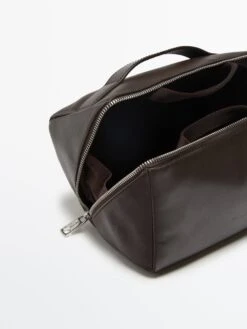 Massimo Dutti Montana - Wash Bag - Brown -Massimo Dutti Shop 166a4e38f29f404ea8183f9deb522144