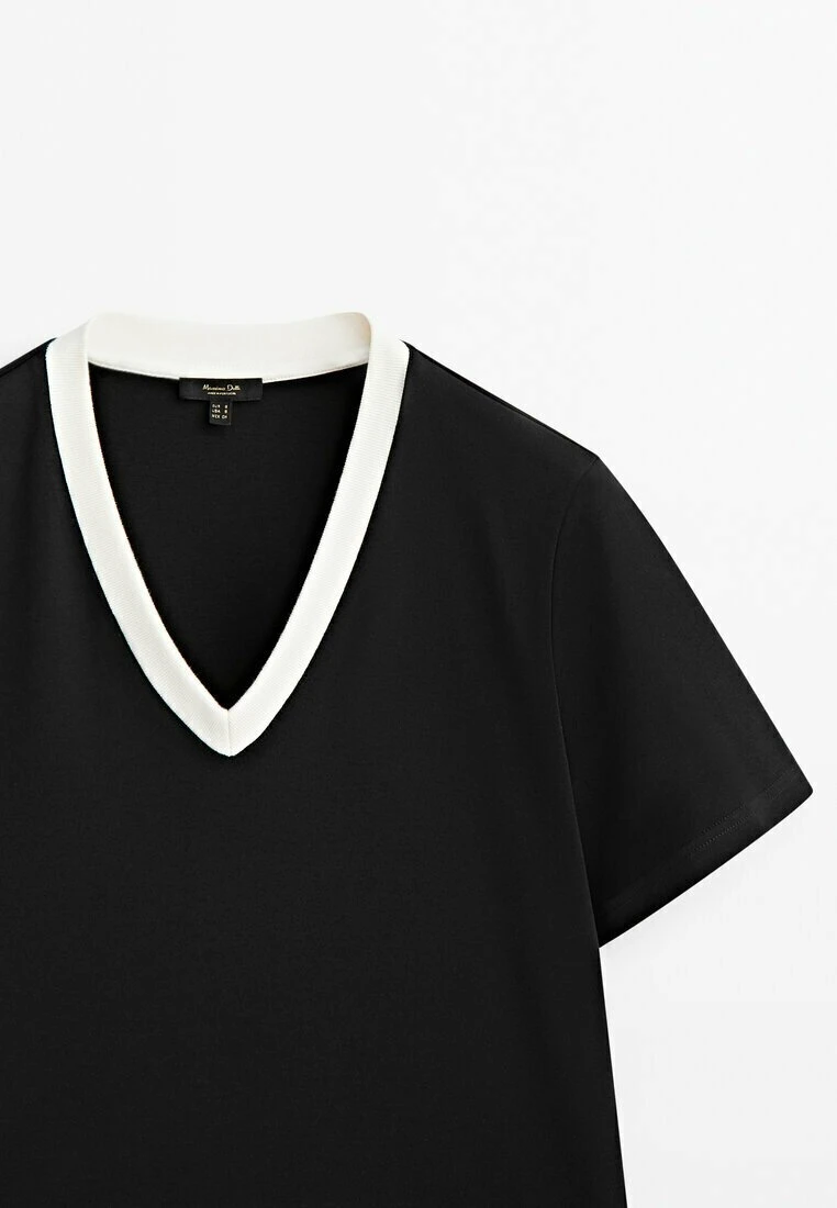 Massimo Dutti With Contrast V-Neck - Basic T-Shirt 10 Massimo Dutti With Contrast V-Neck - Basic T-Shirt - Image 8