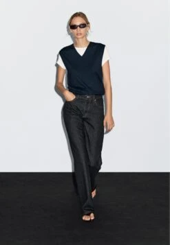 Massimo Dutti MID-RISE - Wide Leg - Dark Blue 19 Massimo Dutti MID-RISE - Wide Leg - Dark Blue -Massimo Dutti Shop 169a7a8414ab4f4bb7dbc75d0bf68c63