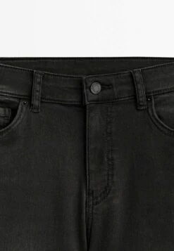 Massimo Dutti Flare Fit High-Waist - Flared Jeans -Massimo Dutti Shop 173d6f0a22334f2ea5b45f217ce580f2