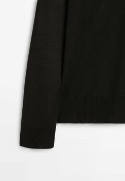 Massimo Dutti V-Neck Extra - Jumper 20 Massimo Dutti V-Neck Extra - Jumper -Massimo Dutti Shop 178fdac7fddb4621be396a0b4635fc48