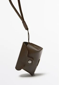 Massimo Dutti Tech Accessory - Dark Brown -Massimo Dutti Shop 17d533eb5d82460782a42bc588e6e393