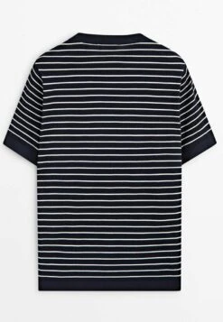 Massimo Dutti Striped Milano - Print T-Shirt - Dark Blue Denim 17 Massimo Dutti Striped Milano - Print T-Shirt - Dark Blue Denim -Massimo Dutti Shop 189beb13ed764b188e0a74d574c41c42
