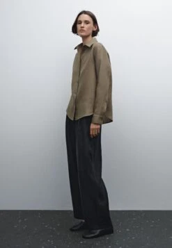 Massimo Dutti LIGHTWEIGHT FLOWING - Button-down Blouse - KHAKI -Massimo Dutti Shop 18b6faa18cec44a886751fbf3635e24f