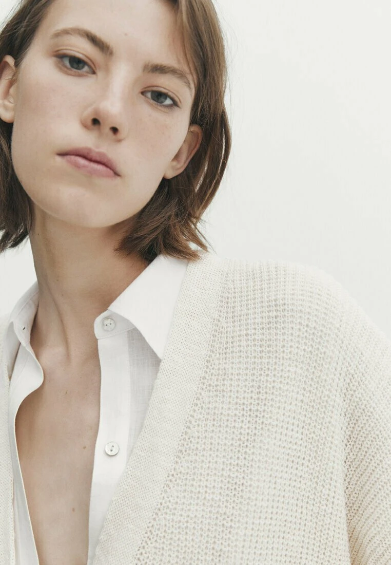 Massimo Dutti PurlWith Vents- Cardigan - Beige 5 Massimo Dutti PurlWith Vents- Cardigan - Beige - Image 3