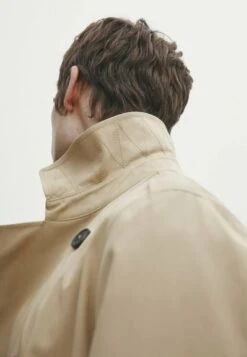 Massimo Dutti Water-Repellent Double-Breasted- Trenchcoat - Beige -Massimo Dutti Shop 193f58c4bce8408cb8cff2046776f770