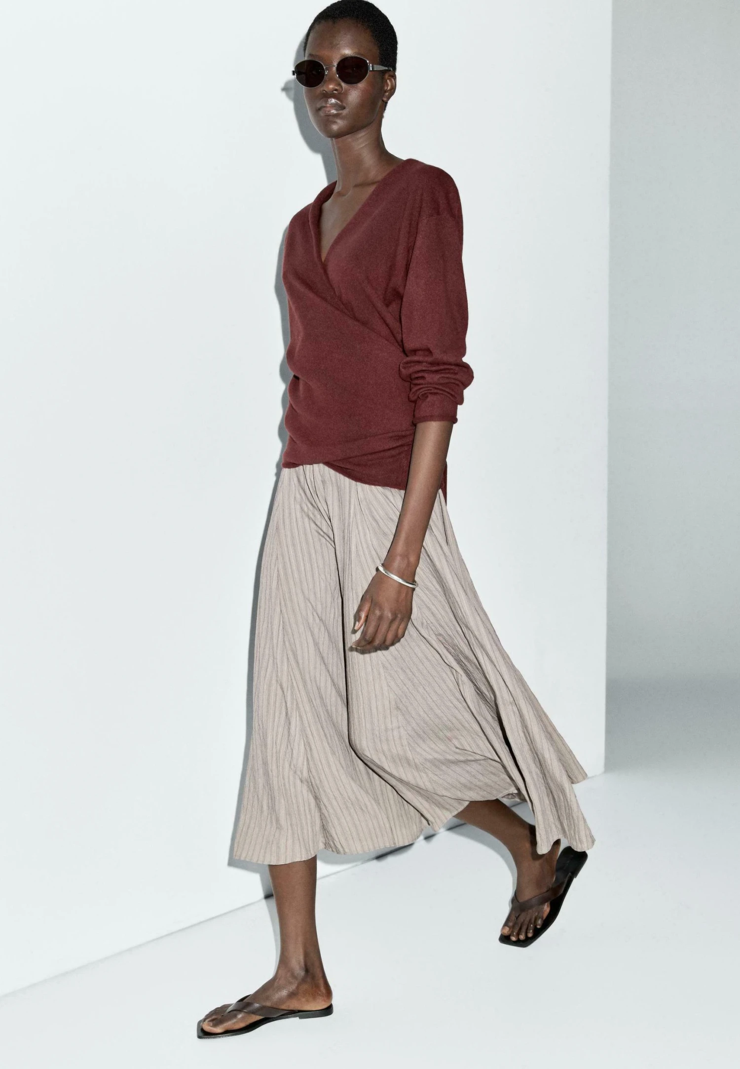 Massimo Dutti STRIPED FLARED MIDI - A-line Skirt - Grey 6 Massimo Dutti STRIPED FLARED MIDI - A-line Skirt - Grey - Image 4