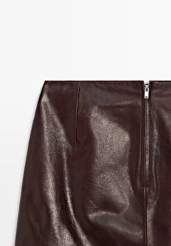 Massimo Dutti Leather Skirt - Bordeaux -Massimo Dutti Shop 1a1ec63c3e83401cb1f60fb6759de002