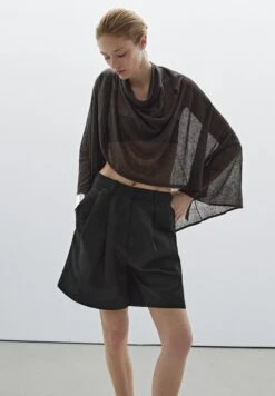 Massimo Dutti PLEATED BERMUDA - Shorts - Black -Massimo Dutti Shop 1a2a2a1f826f40b49cadb03d6dbb1304