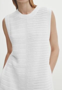 Massimo Dutti Textured With Vents - Top - White -Massimo Dutti Shop 1a4ee796e6fa4f3f95daa52646d96ee4