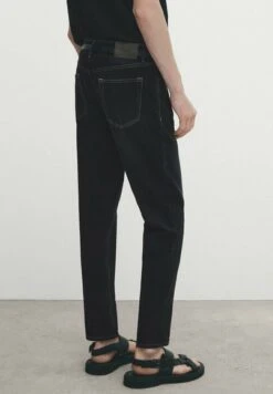 Massimo Dutti Jeans Tapered Fit - Grey -Massimo Dutti Shop 1a70986423784bcbb215f78afa00aae2