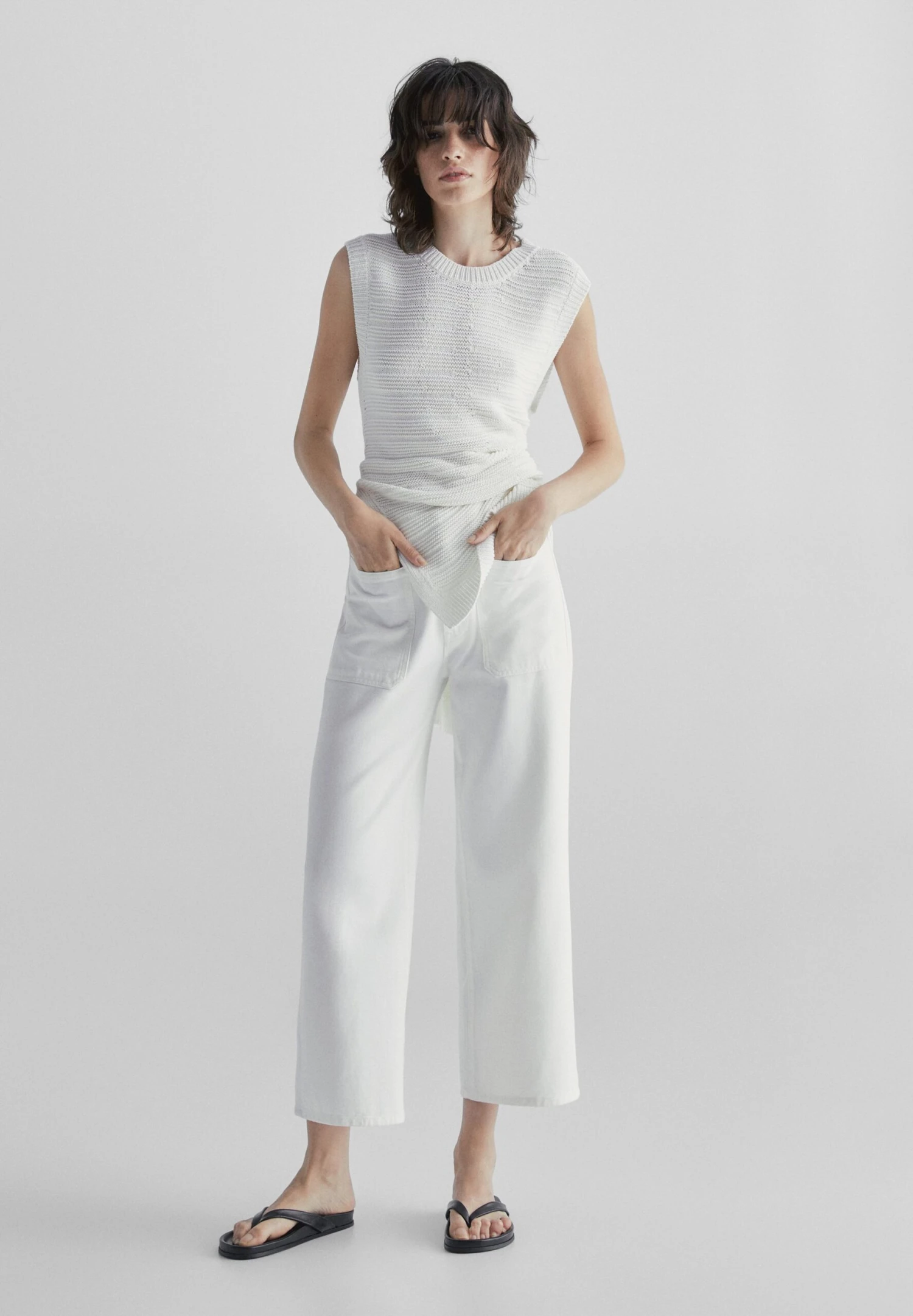 Massimo Dutti Wide Fit CroppedWith Pockets - Flared Jeans 8 Massimo Dutti Wide Fit CroppedWith Pockets - Flared Jeans - Image 6