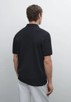 Massimo Dutti MICRO TEXTURED PIQUÉ POLO NECK - Polo Shirt - Dark Blue -Massimo Dutti Shop 1b9c41f0afc24378bbf0d213bac5a8e4