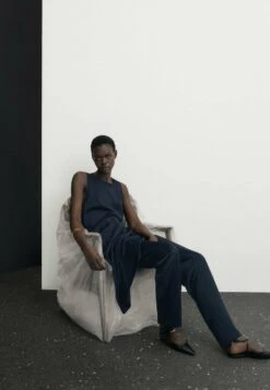 Massimo Dutti Midi With Detail - Day Dress -Massimo Dutti Shop 1c03c72f86464388b2ada8171841f842