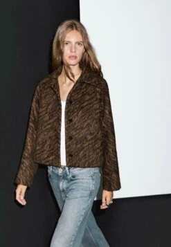 Massimo Dutti ANIMAL - Summer Jacket - Dark Brown -Massimo Dutti Shop 1cd307e5270e4ebeadb15d79a49b37dc