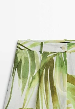 Massimo Dutti Palm Tree Print Darted Bermuda- Shorts - Green -Massimo Dutti Shop 1ce2bebbe7a1426dab925cdbb0ca7f2d