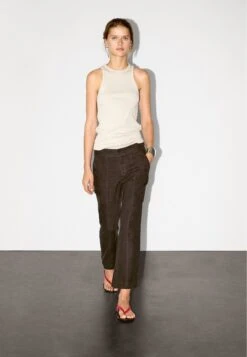 Massimo Dutti KICK FLARE FIT - Trousers - Mottled Dark Brown -Massimo Dutti Shop 1d1235d9afe44f7d967c965cf4099c68