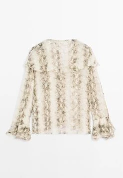 Massimo Dutti SNAKESKIN PRINT GARMENT WITH RUFFLES - Blouse - Beige 18 Massimo Dutti SNAKESKIN PRINT GARMENT WITH RUFFLES - Blouse - Beige -Massimo Dutti Shop 1d6d0bf036a94d7e9c2a7ce48351d26c
