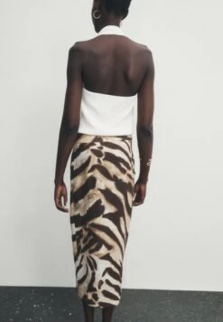 Massimo Dutti Midi With Animal Print - Wrap Skirt - Brown 15 Massimo Dutti Midi With Animal Print - Wrap Skirt - Brown -Massimo Dutti Shop 1d7251a48b9544c79a635bd624ad2d08