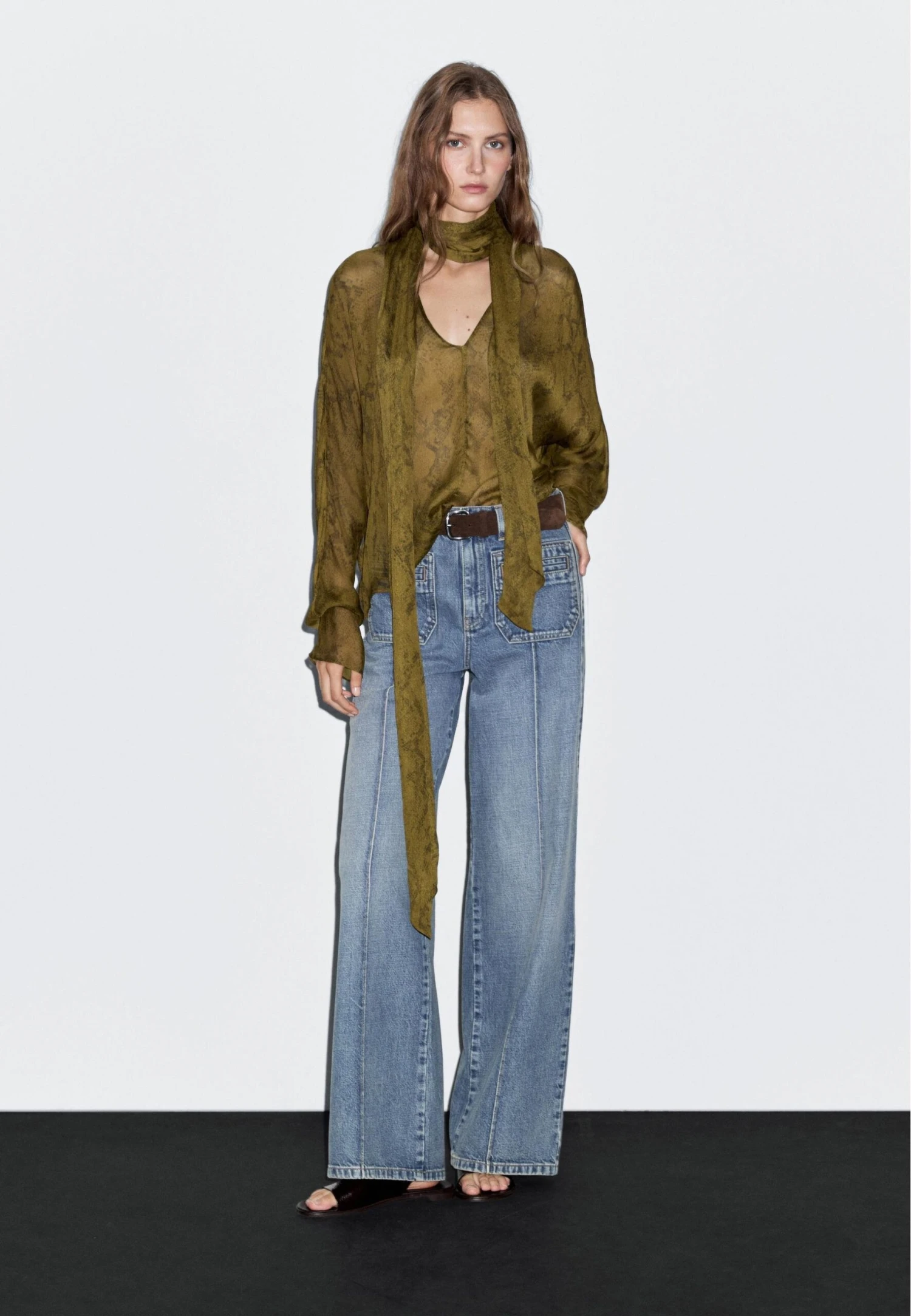 Massimo Dutti FLOWING ANIMAL PRINT GARMENT - Blouse - Green 3 Massimo Dutti FLOWING ANIMAL PRINT GARMENT - Blouse - Green