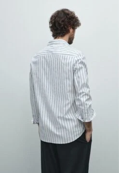 Massimo Dutti GARMENT - Shirt - White 12 Massimo Dutti GARMENT - Shirt - White -Massimo Dutti Shop 1edf6d29036b48f99004188212729aab