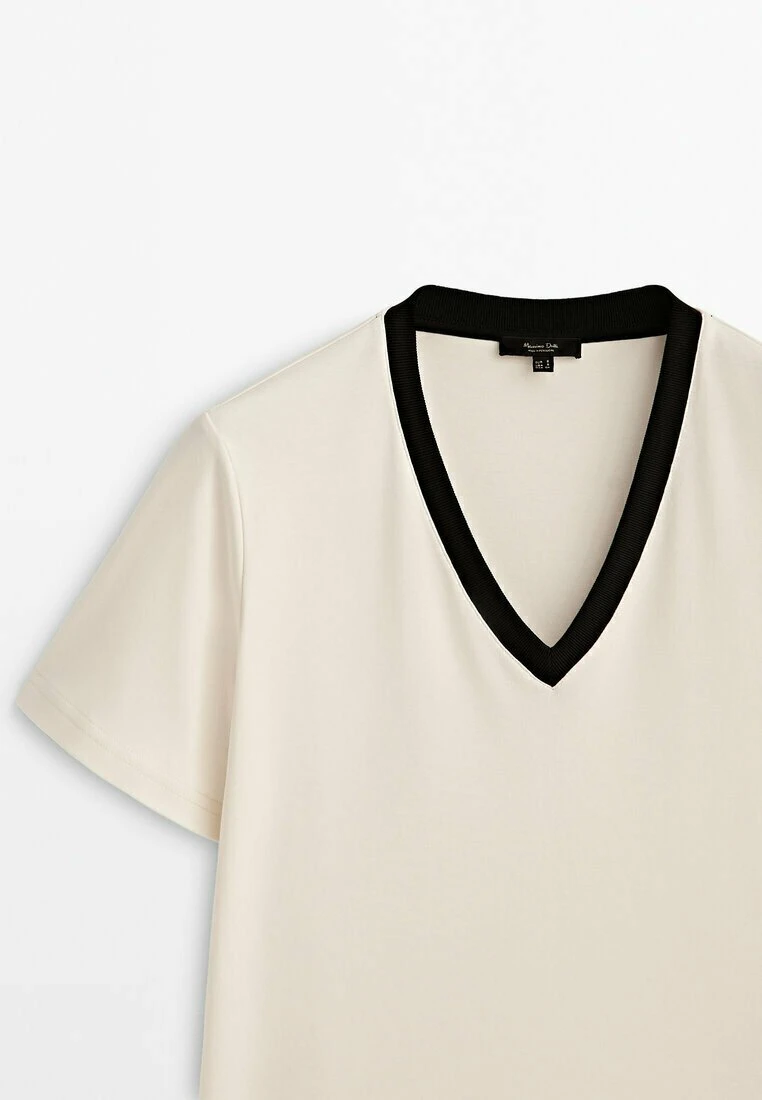 Massimo Dutti With Contrast V-Neck - Basic T-Shirt 9 Massimo Dutti With Contrast V-Neck - Basic T-Shirt - Image 7