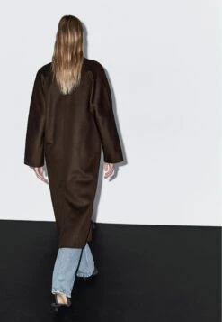 Massimo Dutti LONG DOUBLE-BREASTED - Classic Coat - Brown -Massimo Dutti Shop 20b0a0026de24218a40d04c0747cc222