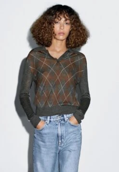 Massimo Dutti POLO COLLAR WITH DIAMOND DETAIL - Polo Shirt - Dark Grey