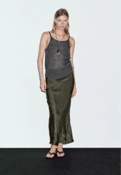 Massimo Dutti LONG SATIN - Maxi Skirt - Mottled Dark Green -Massimo Dutti Shop 232568ec806e4e3281e5a3668fb35352