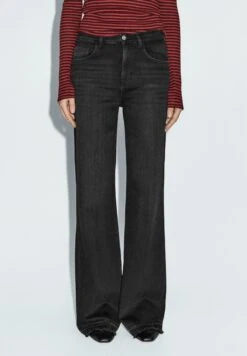 Massimo Dutti MID-RISE BELL BOTTOM - Flared Jeans - Black -Massimo Dutti Shop 23417fce663947508ebd1cb7e92c1672