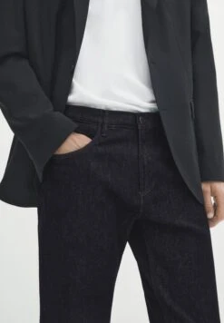 Massimo Dutti Regular Fit - Straight Leg Jeans - Dark Blue 16 Massimo Dutti Regular Fit - Straight Leg Jeans - Dark Blue -Massimo Dutti Shop 23565561d608494db542ced7c8c9e4fc