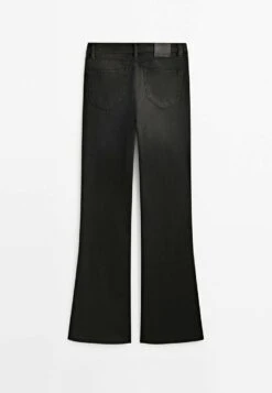 Massimo Dutti Flare Fit High-Waist - Flared Jeans -Massimo Dutti Shop 235bea376c1a480f95d03fbd5e6658b0