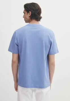 Massimo Dutti Textured Short Sleeve - Basic T-Shirt - Dark Blue 13 Massimo Dutti Textured Short Sleeve - Basic T-Shirt - Dark Blue -Massimo Dutti Shop 2384e7f8e0474d2495b482cfc76038d8