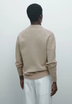 Massimo Dutti ZIP-UP POLO COLLAR - Cardigan - Light Brown -Massimo Dutti Shop 23faa8125e1c48e3ad341a163f15e617