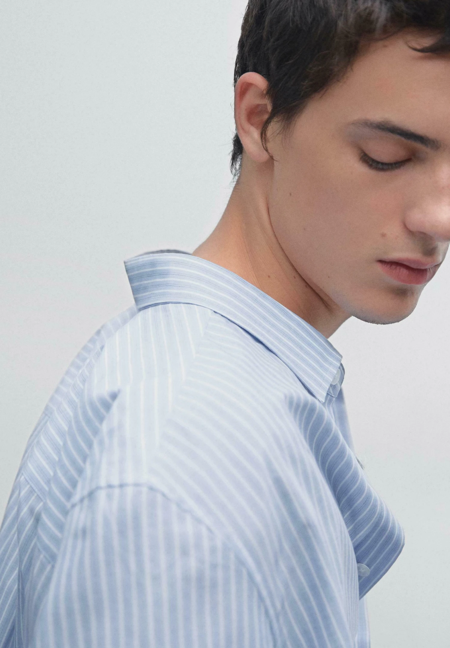 Massimo Dutti REGULAR FIT GARMENT WITH STRIPED DETAIL - Shirt - Blue 6 Massimo Dutti REGULAR FIT GARMENT WITH STRIPED DETAIL - Shirt - Blue - Image 4