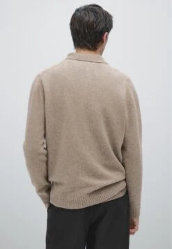 Massimo Dutti V-NECK - Long Sleeved Top - Beige 18 Massimo Dutti V-NECK - Long Sleeved Top - Beige -Massimo Dutti Shop 24474926dbb64a8c9092bb15995fce17