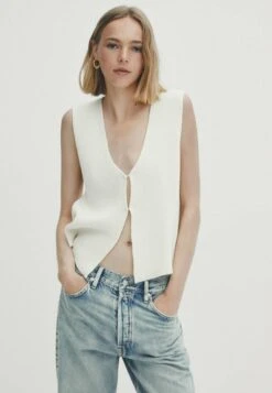 Massimo Dutti High Waist - Straight Leg Jeans 25 Massimo Dutti High Waist - Straight Leg Jeans -Massimo Dutti Shop 24f0eaeb9c284cb38bbc9880920f800d