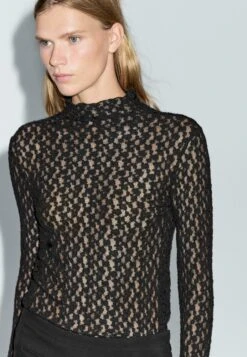 Massimo Dutti LONG SLEEVE LACE - Blouse - Black 15 Massimo Dutti LONG SLEEVE LACE - Blouse - Black -Massimo Dutti Shop 261baa2d1fdf47f5b0b62b8edbc06ca3