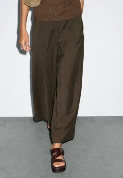 Massimo Dutti WIDE-LEG CROPPED WITH DARTS - Trousers - Mottled Dark Brown