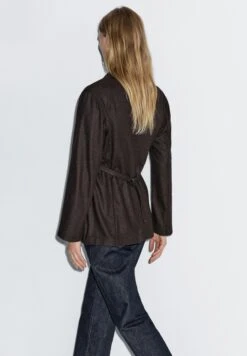 Massimo Dutti DOUBLE-BREASTED - Blazer - Mottled Dark Brown 15 Massimo Dutti DOUBLE-BREASTED - Blazer - Mottled Dark Brown -Massimo Dutti Shop 278307fd2f1e44bca111bac5fc7225b1