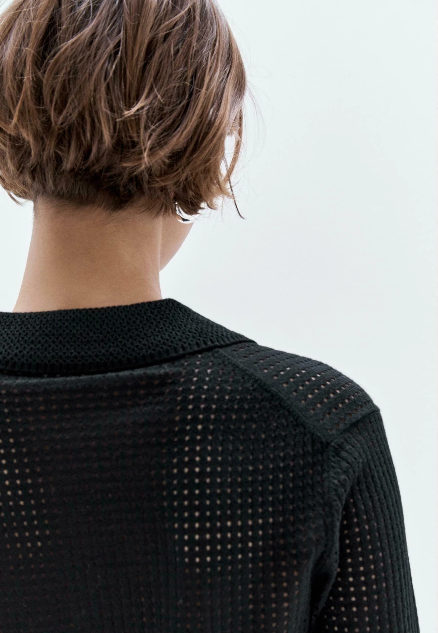 Massimo Dutti POLO COLLAR WITH SHORT SLEEVES - Polo Shirt - Black 4 Massimo Dutti POLO COLLAR WITH SHORT SLEEVES - Polo Shirt - Black - Image 2