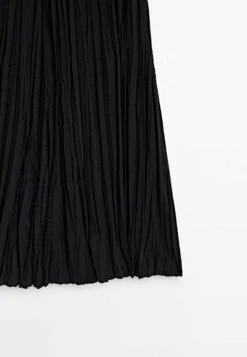 Massimo Dutti Midi- A-Line Skirt - Black -Massimo Dutti Shop 28088754332a4e188c3ef70eeb84a31d